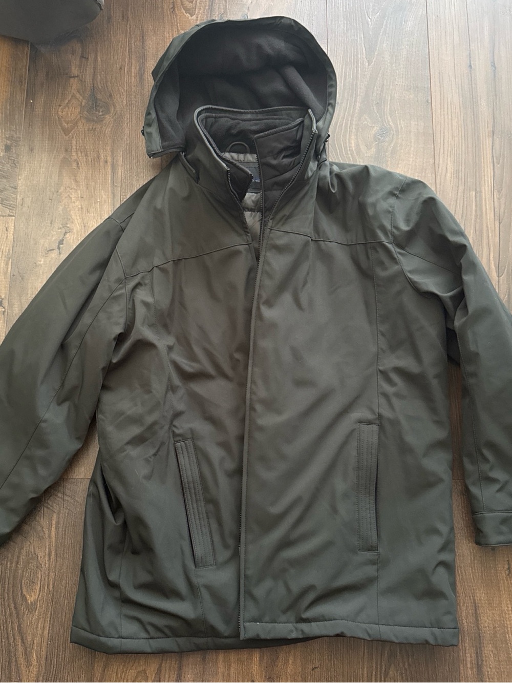 NWOT Men’s Weatherproof Winter Jacket with Detachable Hood in Olive Green